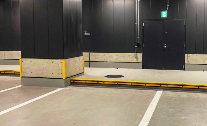 大型車両や物流動線を安全に守る建築金物一覧